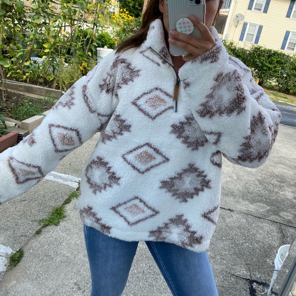 🆕thread&supply tribal pink white 1/4zip sherpa - Picture 3 of 17